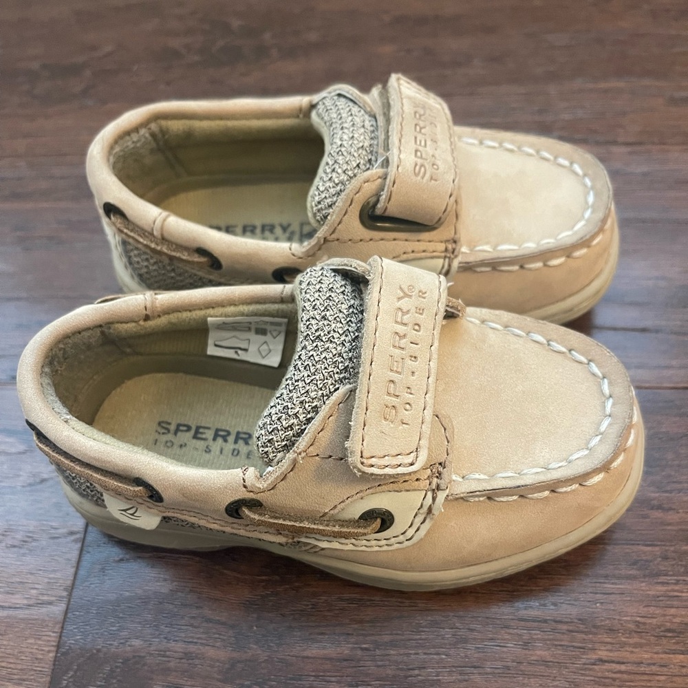 Sperry toddler topsider / boat shoes 6
